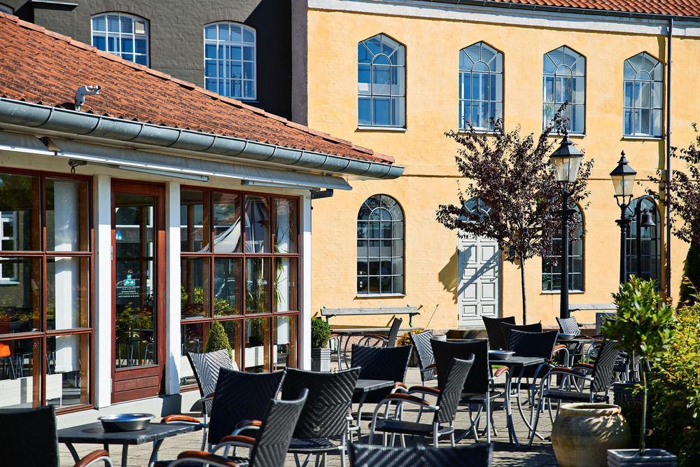 Hostel Stoberiet Svendborg Exterior foto The old town hall